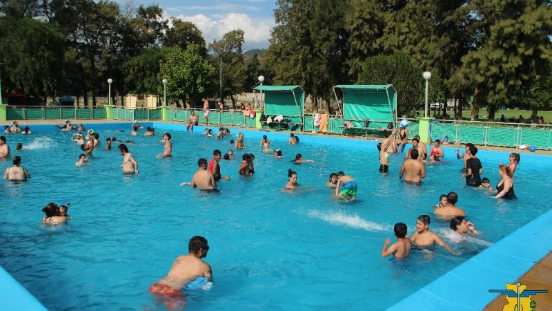 Inicia la temporada de pileta en el Centro de Empleados de Comercio