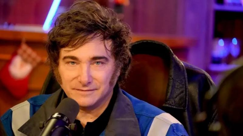 Milei sorprendió al contar cuántos mamelucos tiene y por qué los usa a diario