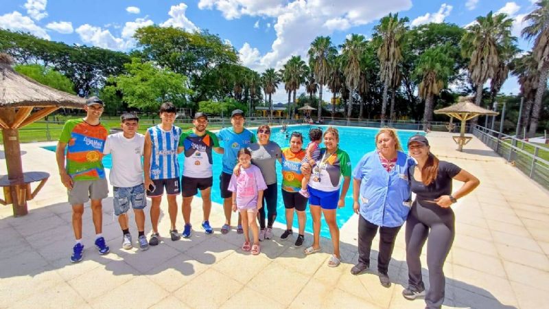 Verano en Catamarca: pileta libre y recreación en la Hostería Municipal de Alijilán