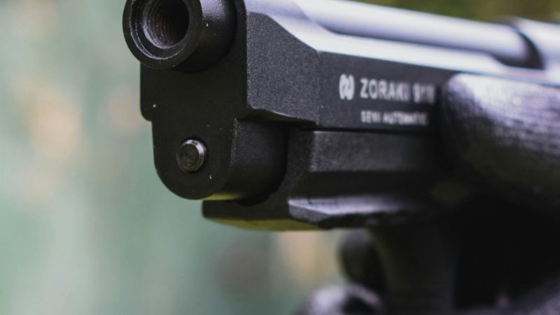 Detienen a un hombre de 69 años acusado de efectuar disparos al aire