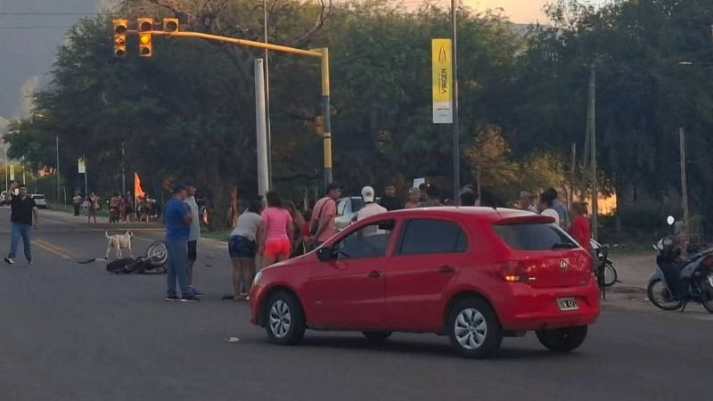 Motociclista embestido por un auto en Valle Viejo