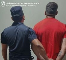Con golpes de puño, agredió a su mamá de 74 años
