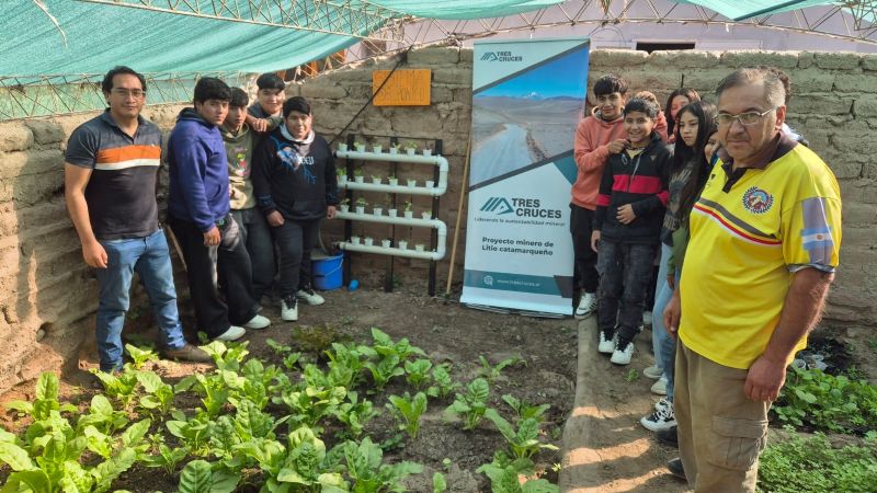 Capacitaciones agroganaderas en escuelas rurales