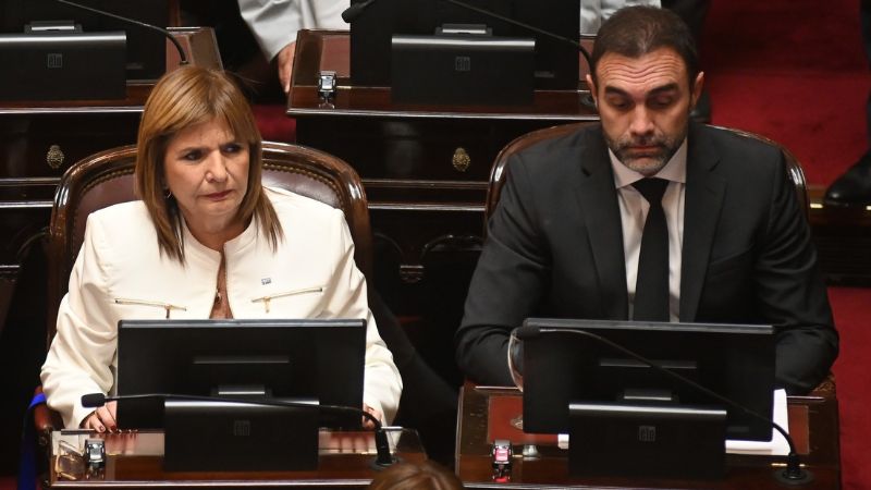 El Senado inició una sesión clave en medio de fuertes tensiones políticas