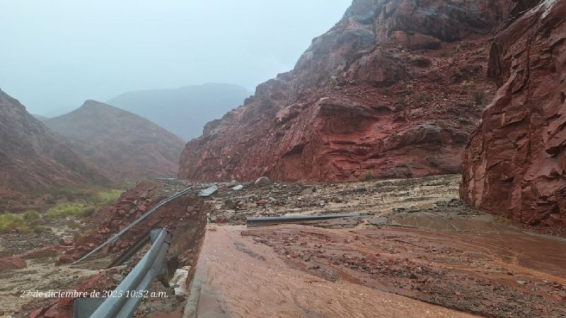 Derrumbe en la Quebrada Las Angosturas