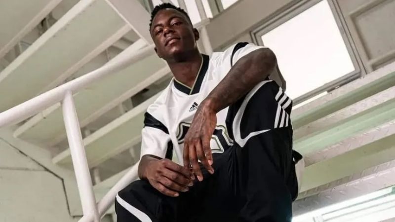 Hinestroza "frenado" por una deuda de Nacional