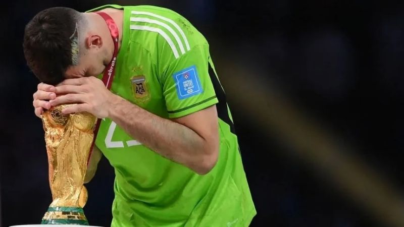 “Dibu” más ilusionado que antes de Qatar