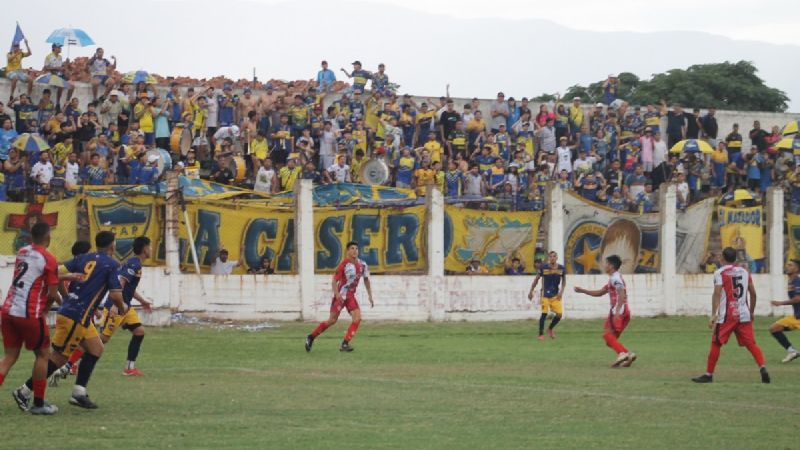 Policial eliminó a V.  Dolores y avanzó a 4tos.