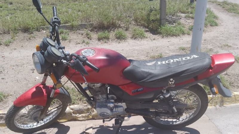 Encontraron una moto abandonada