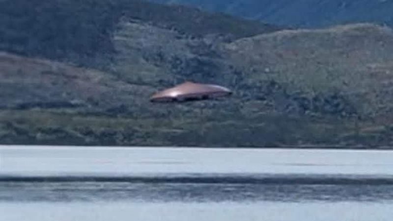 ¿Qué hay detrás del misterio en la Patagonia? La foto de un posible OVNI que sacudió las redes sociales