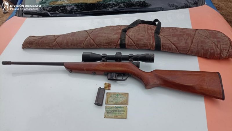 En una estancia de la Paz, secuestran droga, animales y un arma de fuego