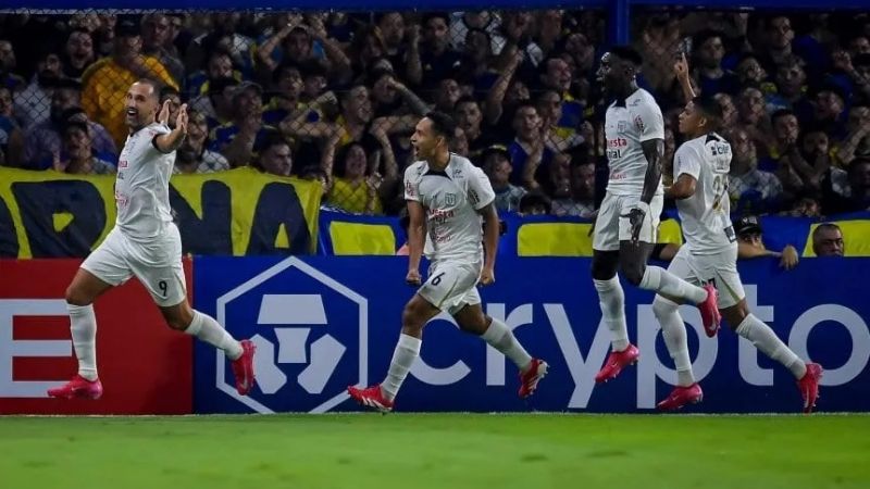 Boca en el abismo; se quedó sin nada