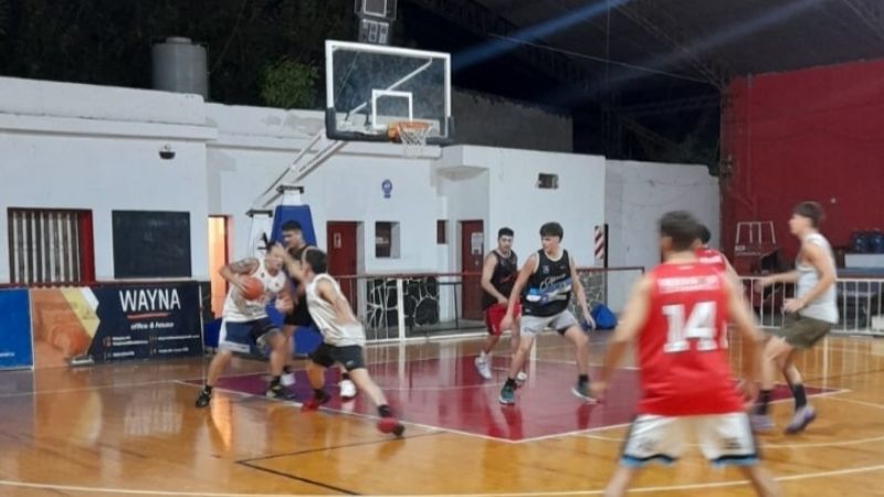 Red Star juega un amistoso ante Facundo