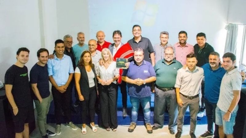 Periodistas deportivos distinguieron al “Bocha” Houriet