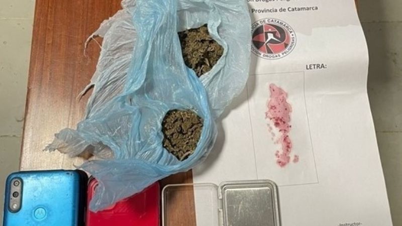 Secuestran droga, celulares y una balanza