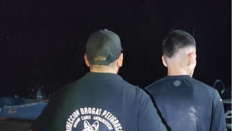 Secuestraron droga, más de medio millón de pesos y detuvieron a un joven