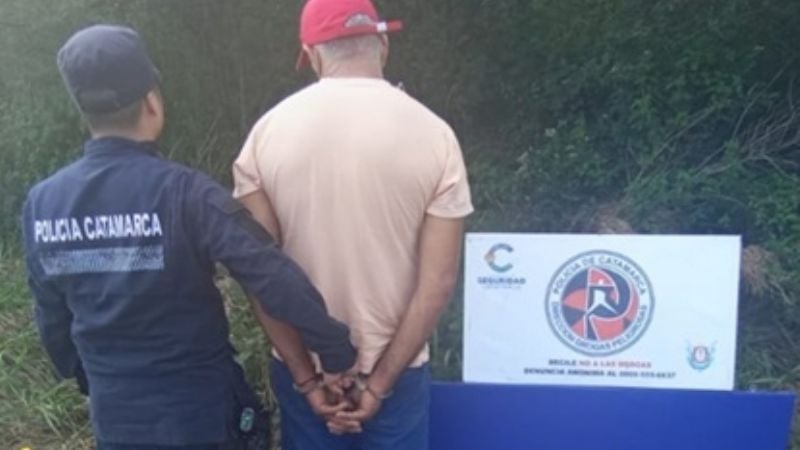 Llevaba cocaína y marihuana en la moto