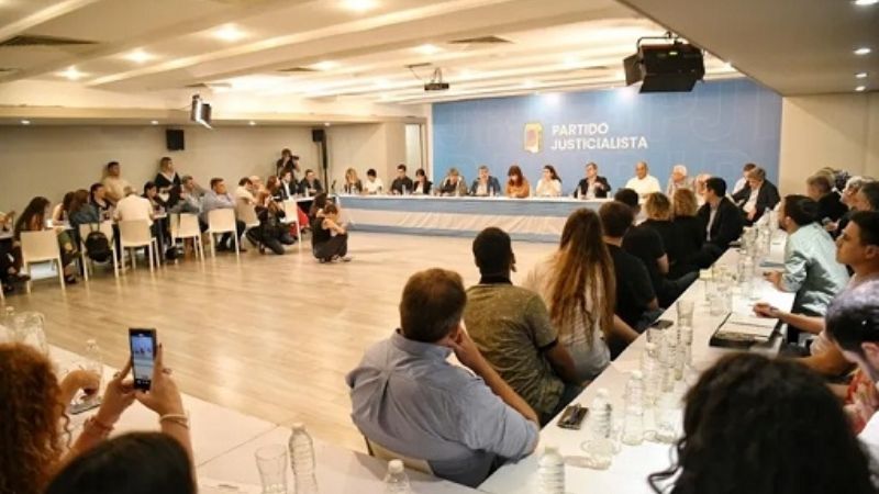 Congreso del PJ manifestó su rechazo al DNU del FMI