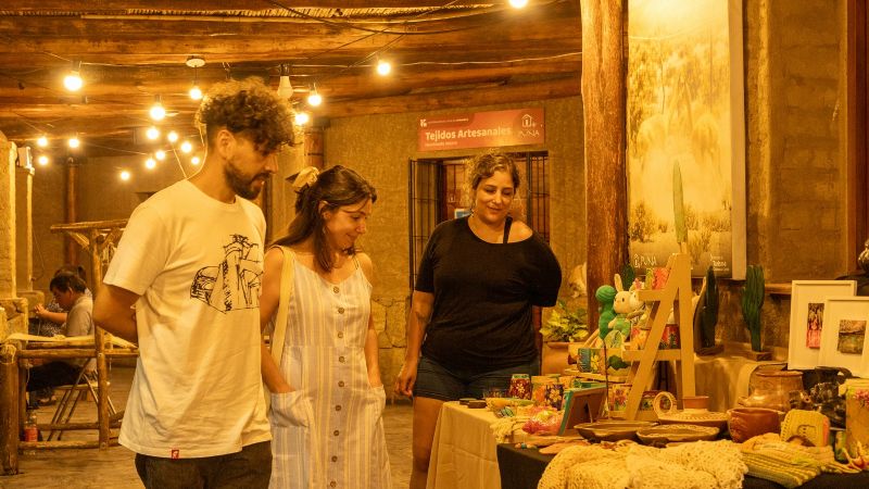 Este viernes habrá feria y “folklore a la carta"