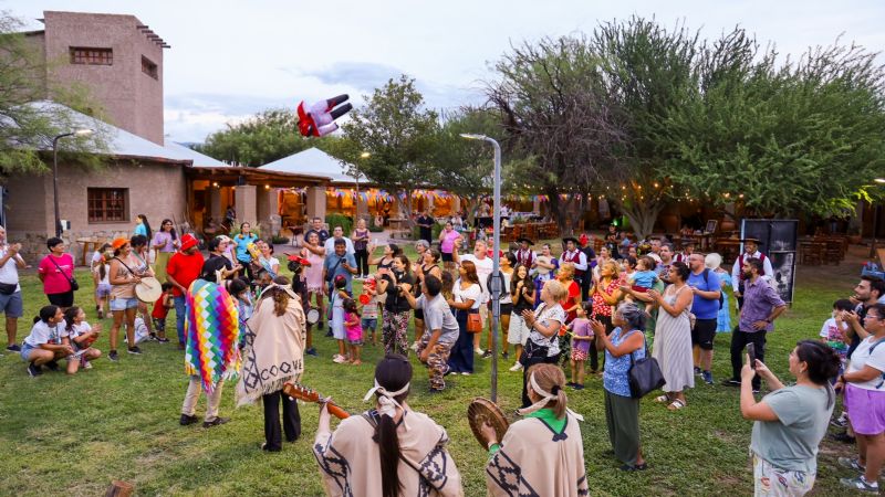 El “Pujllay” animó la fiesta en Casa de la Puna