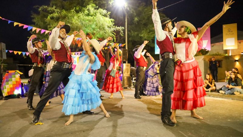 El “Pujllay” animó la fiesta en Casa de la Puna