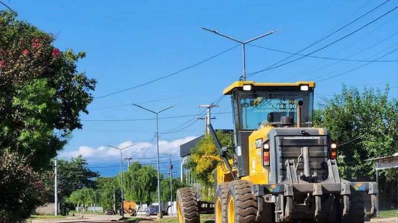 Avanzan las tareas de mantenimiento de alumbrado público y calles en Los Altos