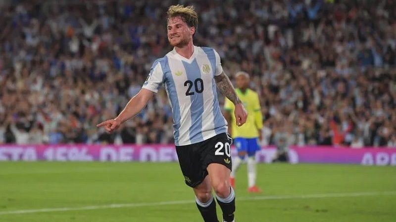 Argentina que ya estaba clasificado, goleó a Brasil