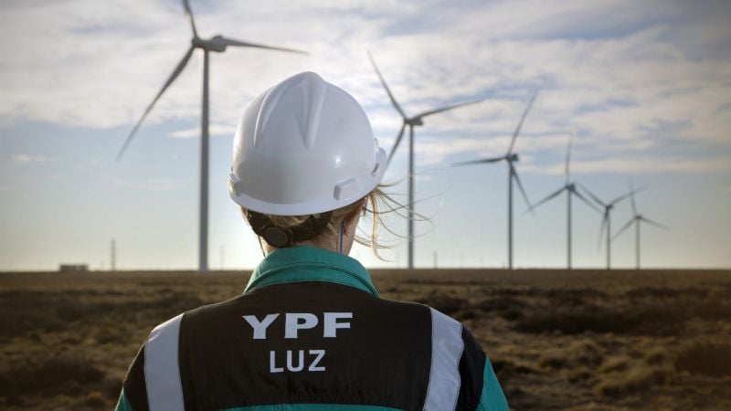 Acuerdo histórico con YPF LUZ para desarrollar energía renovable en Catamarca