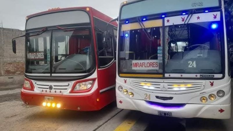 Estudiantes de IES nocturnos reclaman un servicio de transporte para poder asistir a clases