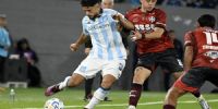 RACING SE VA METIENDO entre los 8 de los 