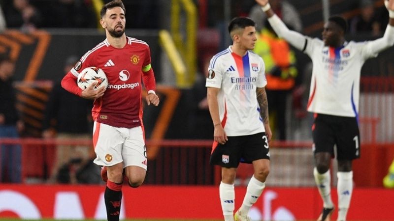 Memorable triunfo del Manchester ante Lyon: 5 a 4