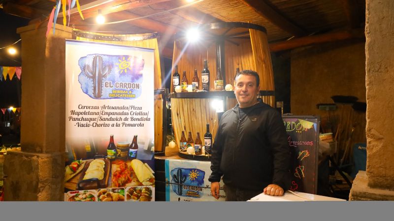 Feriantes conformes con las ventas de Semana Santa