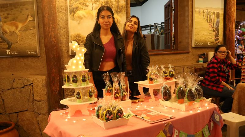 Feriantes conformes con las ventas de Semana Santa