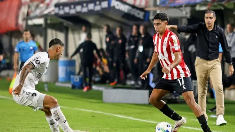 “Bloopper” del arquero de Botafogo y ganó el “Pincha”