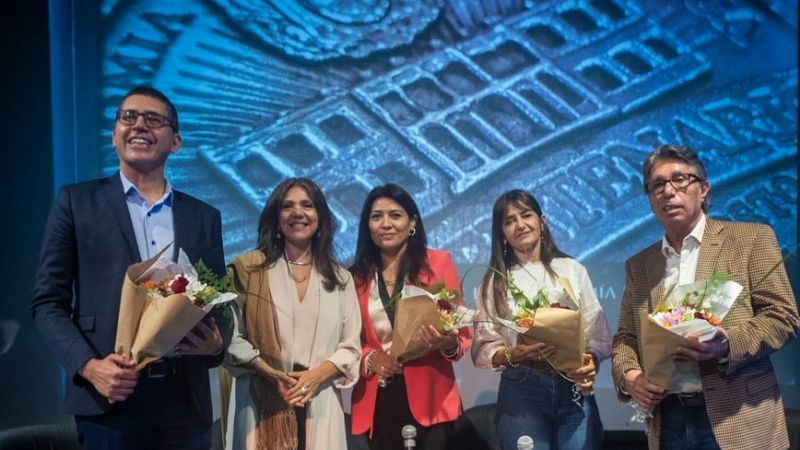 Presentaron en el Senado el Libro de Oro del Bicentenario de Catamarca