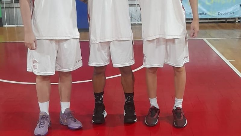 Red Star ganó y sigue vivo en el torneo