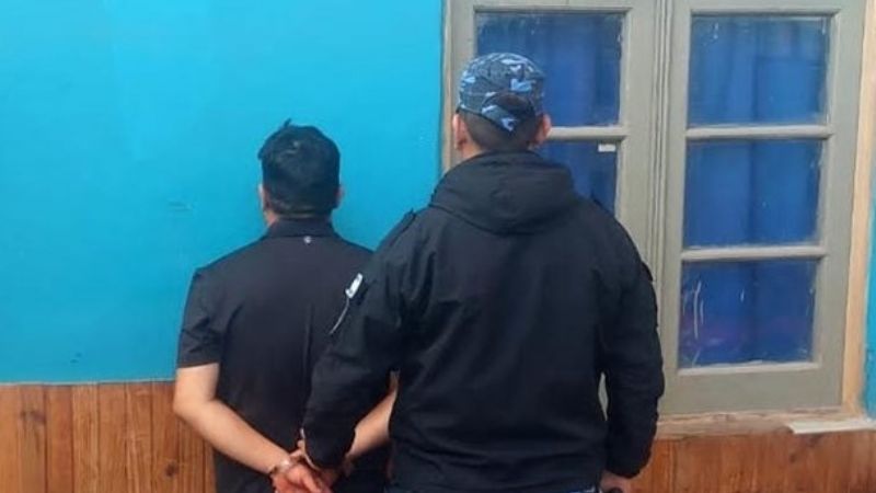 Intentó agredir con un cuchillo a familiares de su ex pareja