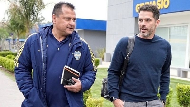 Bomba: Riquelme echó a Gago