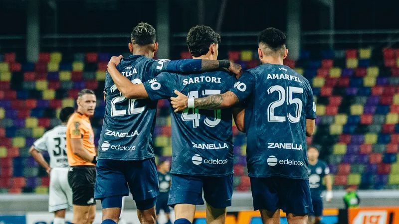 Independiente Rivadavia a los 8vos. de final