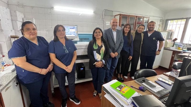 Nuevo equipo en el CUR permite procesar las muestras en la provincia