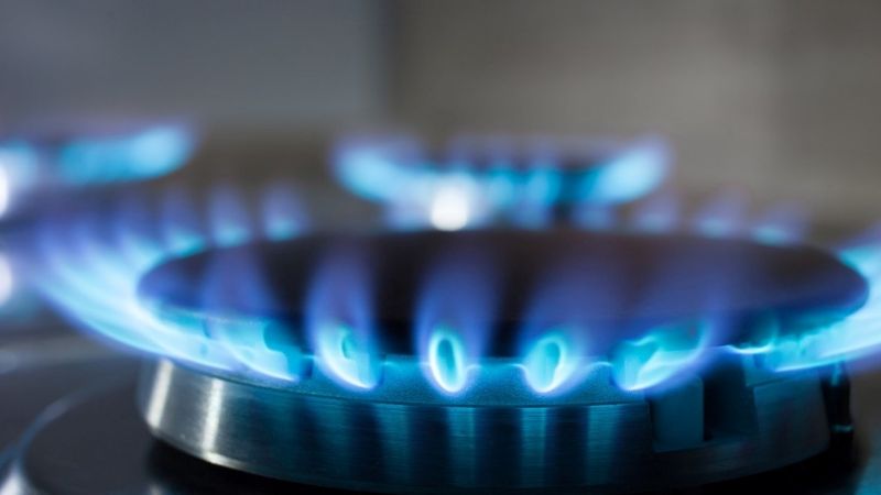 El aumento de tarifas de luz y gas será de hasta 3% y el Gobierno gastará más subsidios en invierno
