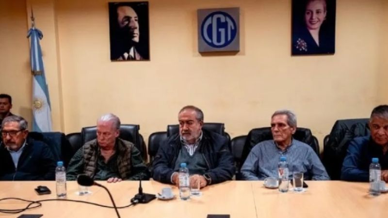 La CGT acudió a la Justicia por el DNU que limita el derecho a huelga