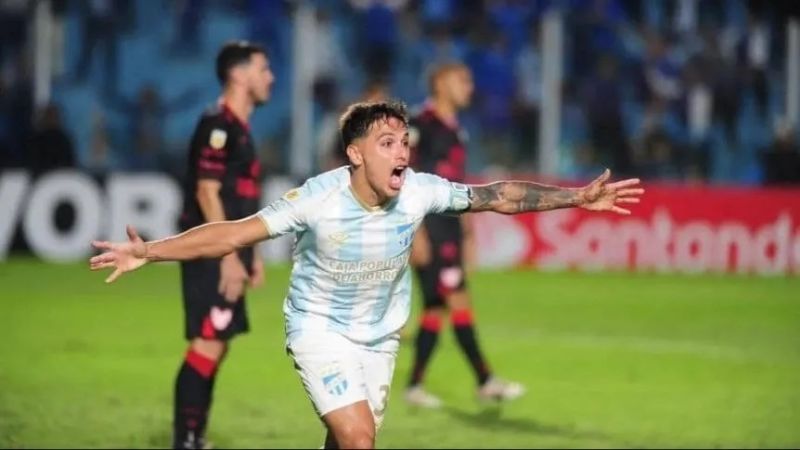 Agónico triunfo de Atlético, que metió al “Rojo” y a Central