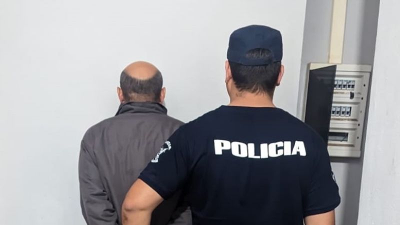 Informe policial con arrestos