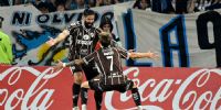 NICOLÁS ORSINI, el goleador, festeja con su asistidor Guido Mainero, para la victoria de Platense, de visitante, ante Racing.