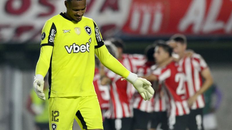 Estudiantes busca pasar de fase ante Botafogo