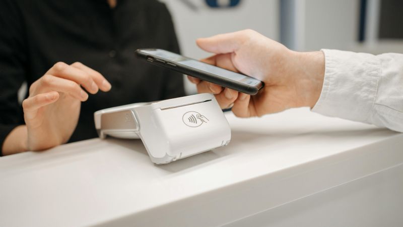 Solo el 25% de las compras en Argentina se hacen en efectivo