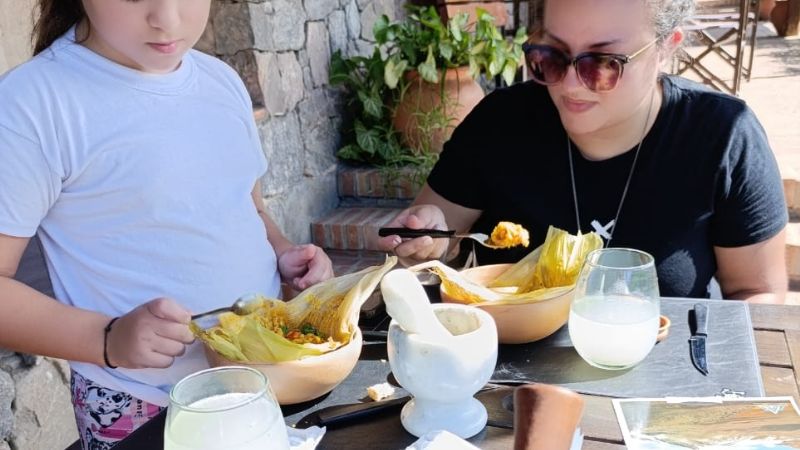 Humita en chala con sabor a Catamarca, un manjar para disfrutar entre montañas