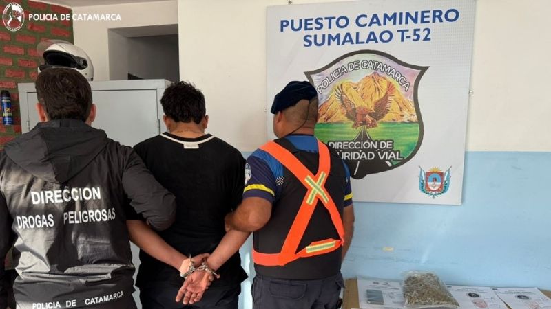 Secuestran casi medio kilo de Marihuana,