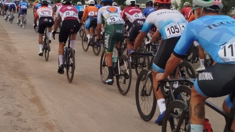 Destacan operativo de seguridad por el Campeonato Argentino de Ciclismo